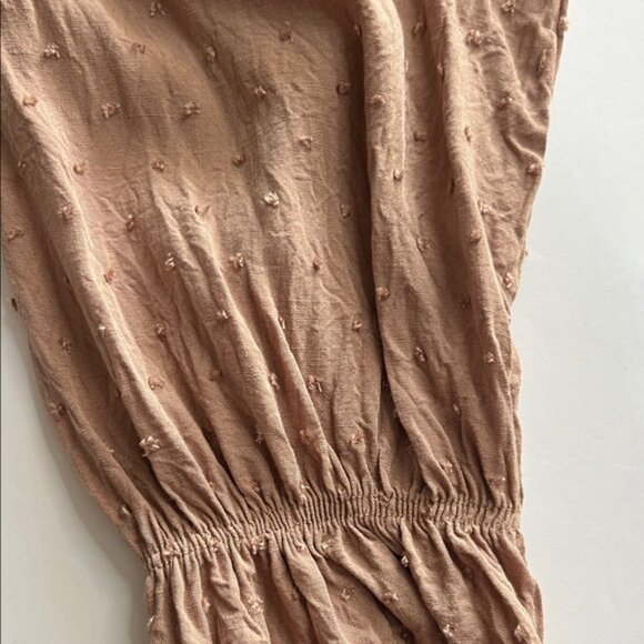 Elegant Tan Button-Down Dress - Picture 11 of 12